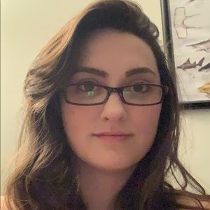 Meet your Posher, Abigail